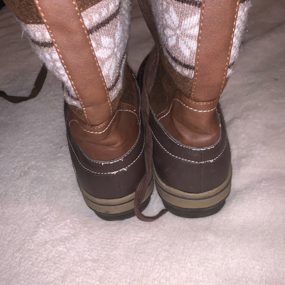 Winter Boots - image 3